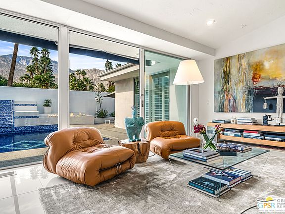 5th image of 2087 S Toledo Ave