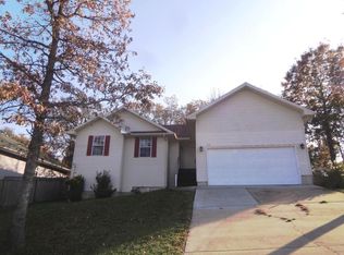 110 Shiloh St, Branson, MO 65616