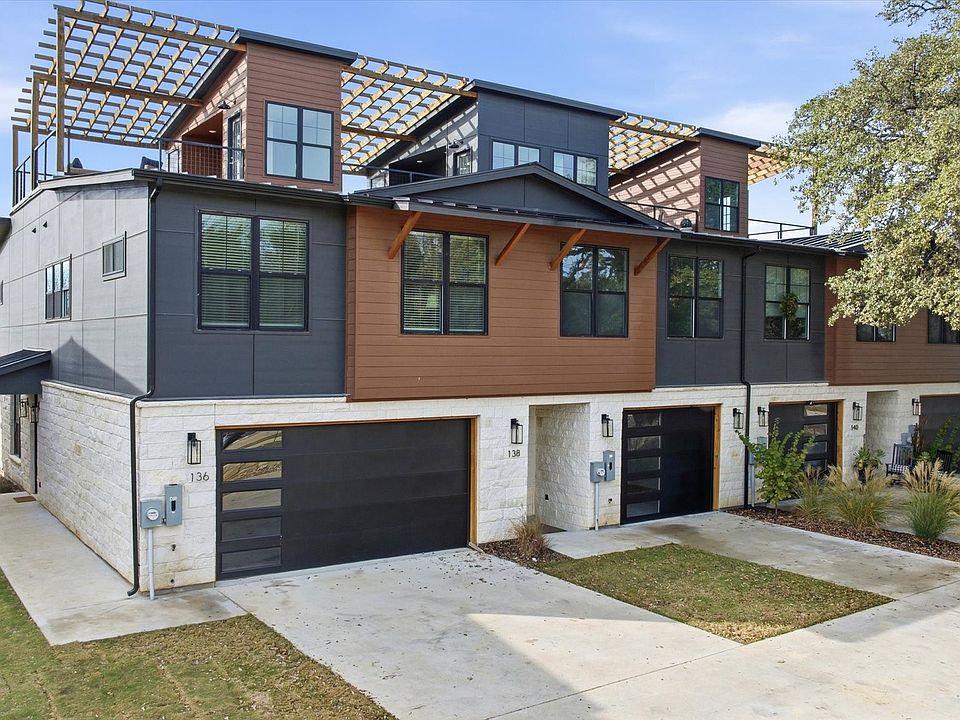 1st image of 124 Clark Ln