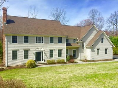 131 Aspen Ln, Trumbull, CT, 06611