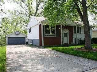 213 W 8th Pl, Hobart, IN