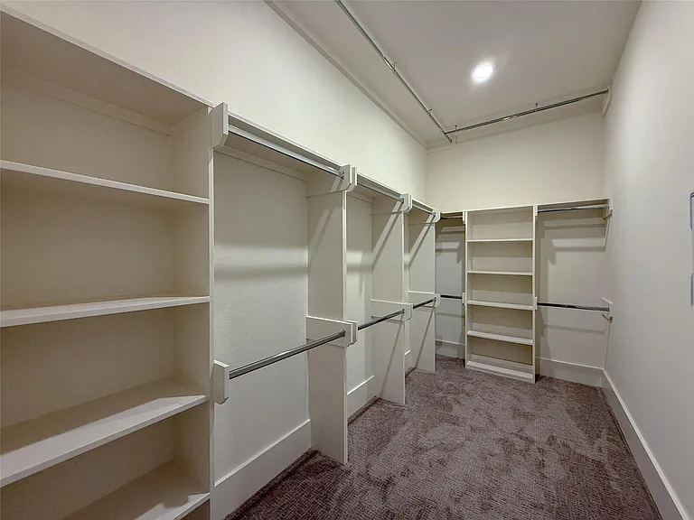 881 Rachel St #D — Photo 16