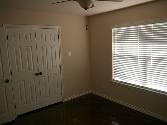 5th image of 2000 N Beaton St #2