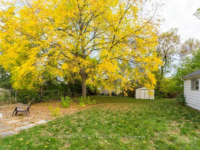 71 Prince Of Wales Dr #MAIN — Photo 6