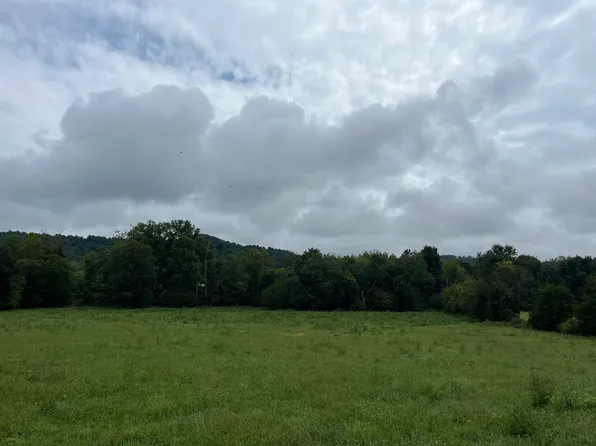 9999 Copper Creek Rd, Berea, KY 40403