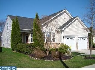 6 Fernbrook Dr, Westampton, NJ 08060