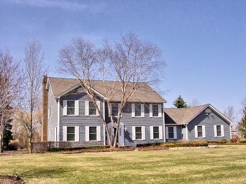 1st image of 52 Revere Dr
