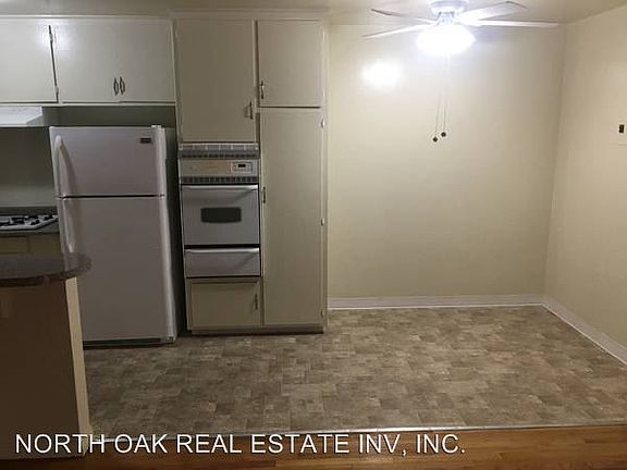 4th image of 708 W Venice Way #6