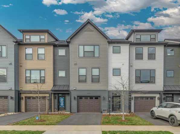 2240 Fowler Cir, Charlottesville, VA 22901