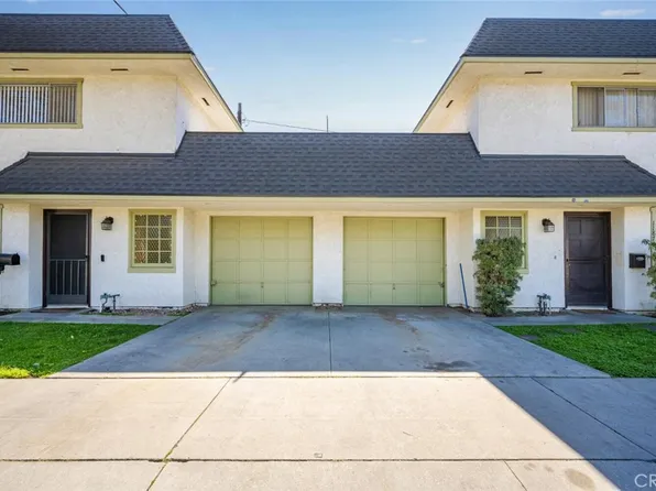 11872 207th St, Lakewood, CA 90715