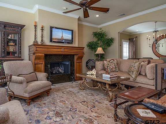 5th image of 1106 Laurelwood Dr