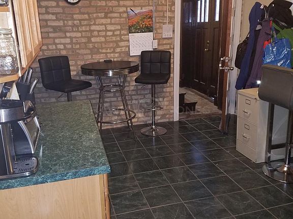 4th image of 2652 N Ashland Ave #1R