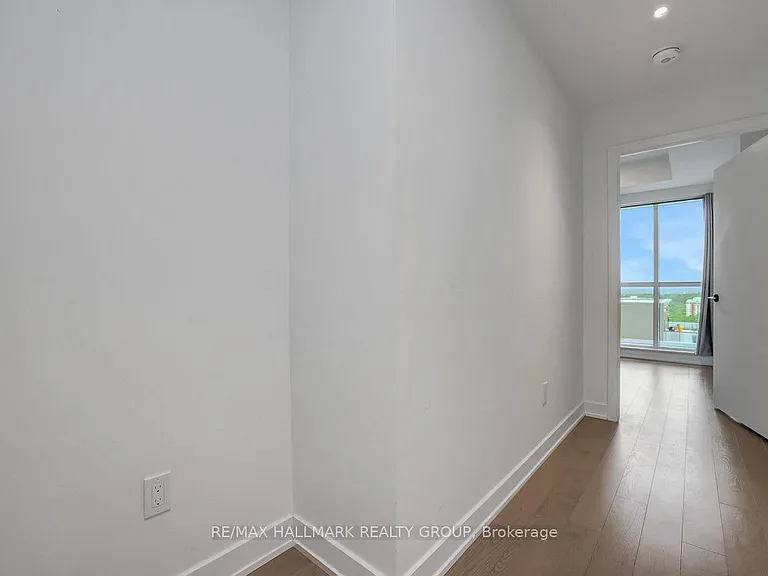560 Rideau St #1106 — Photo 5