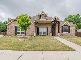 1712 Stags Leap Trl, Kennedale, TX 76060