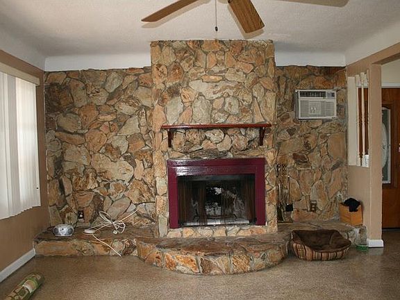 3rd image of 6743 35th Ave N