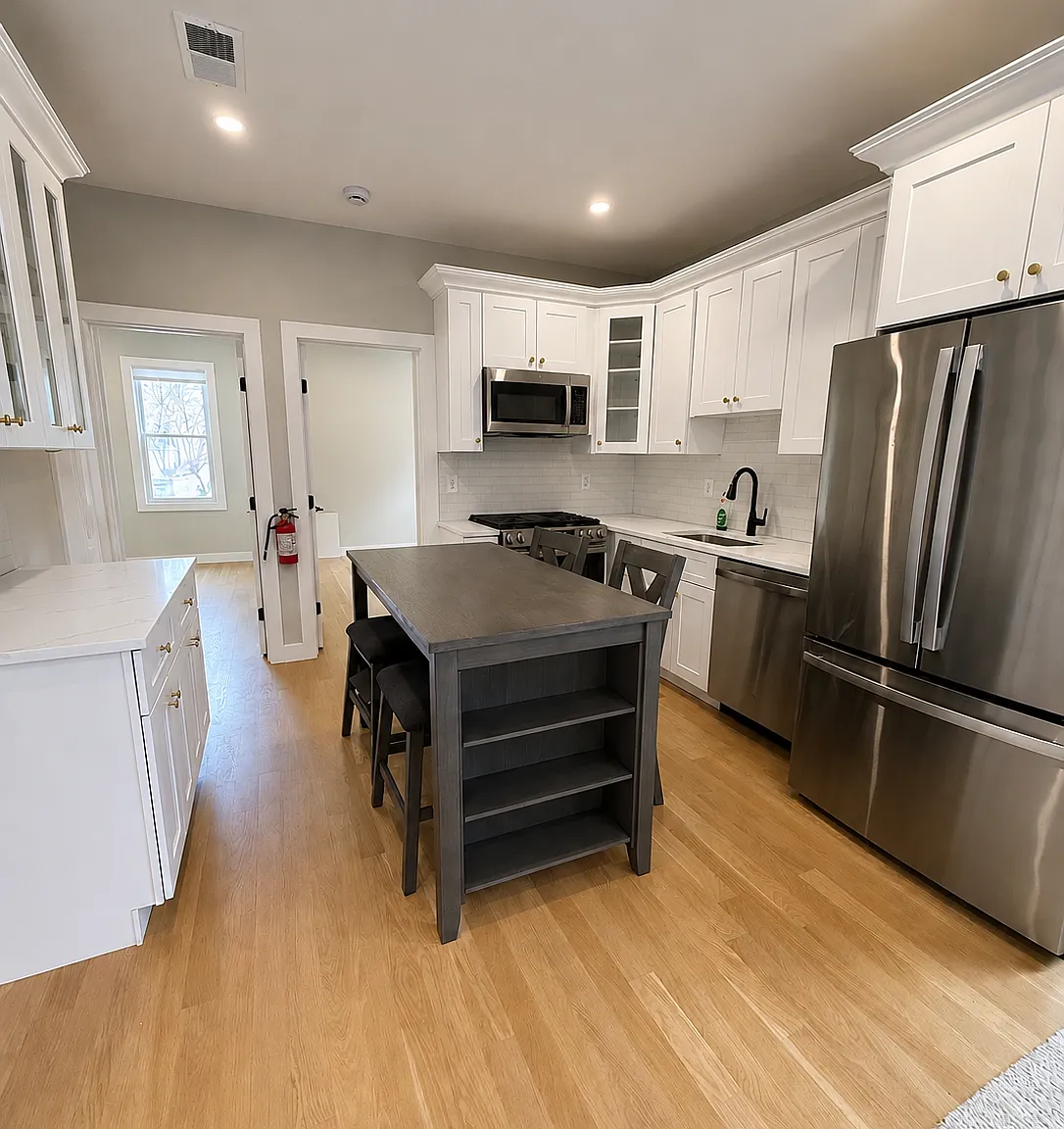 3 bed, $2,799 — Photo 4