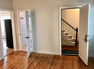 15 Dean Ave #1, Newport, RI 02840