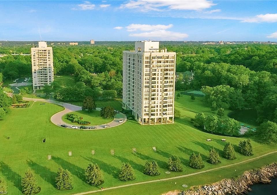 1st image of 1 Bratenahl Pl APT 1212