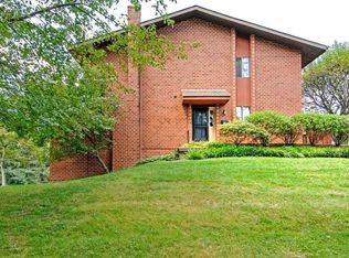 1401 Worthington Dr, Exton, PA 19341