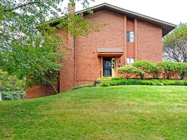 1401 Worthington Dr, Exton, PA 19341