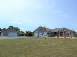 2453 Deer Path Ct, Abrams, WI 54101