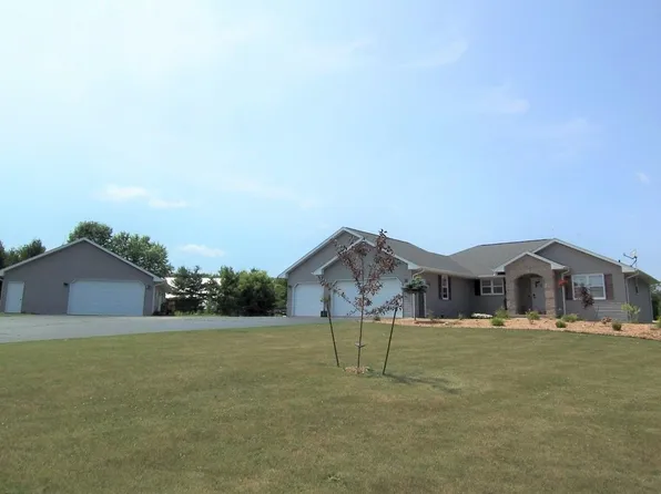 2453 Deer Path Ct, Abrams, WI 54101