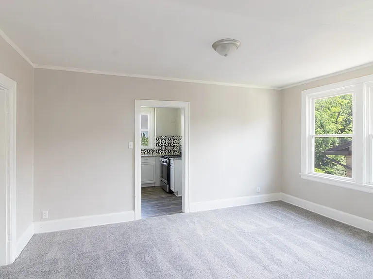 926 Mount Hope Ave #2 — Photo 3