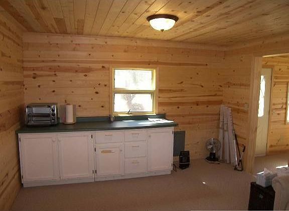 5th image of 17360 Hiawatha Beach Dr NE
