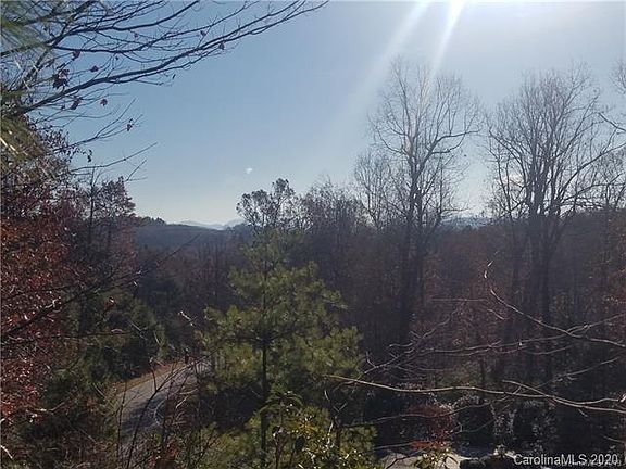 2nd image of 124 Pinnacle Peak Ln