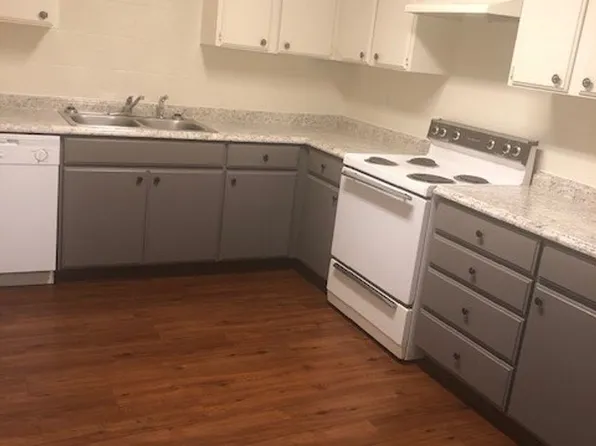 1161 West Street, 1161 West St #6, Redding, CA 96001