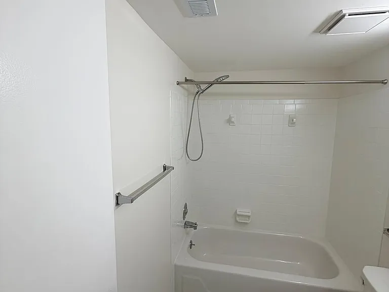 1508 Painters Xing — Photo 8