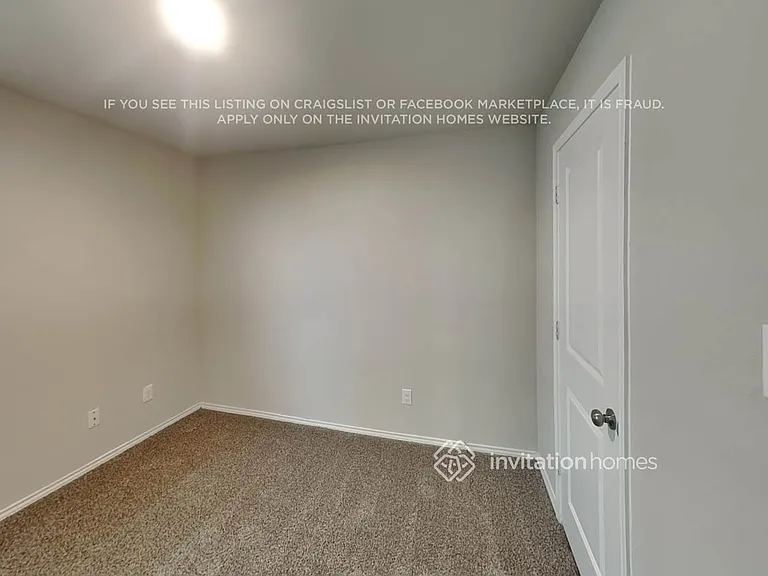 10511 Varmus Dr — Photo 9