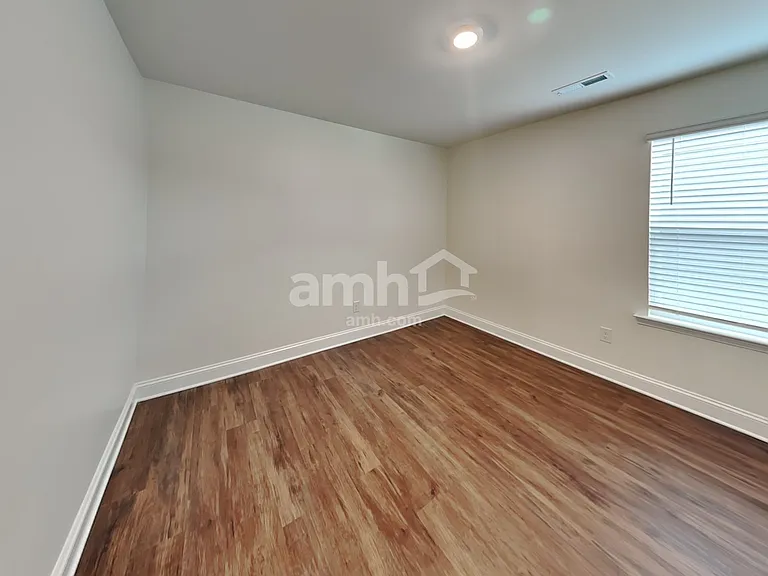 7309 Garrett Ct — Photo 28