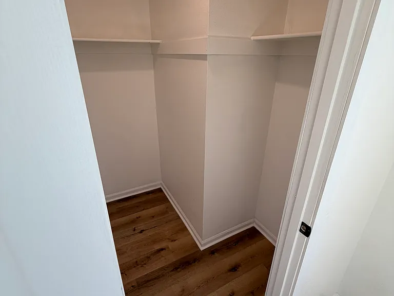 414 N Meldrum St #A — Photo 14