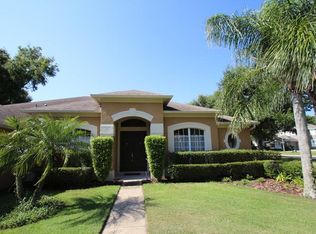 402 Chinahill Ct, Apopka, FL 32712