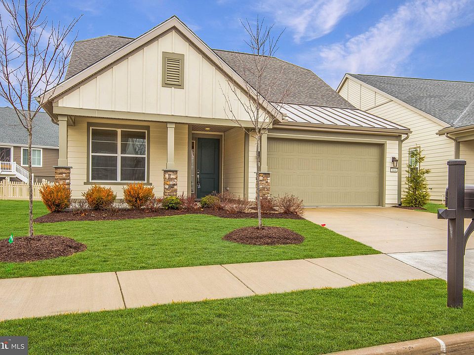 1st image of 114 Grosbeak Ct