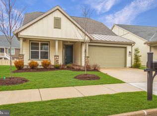 114 Grosbeak Ct, Lake Frederick, VA 22630