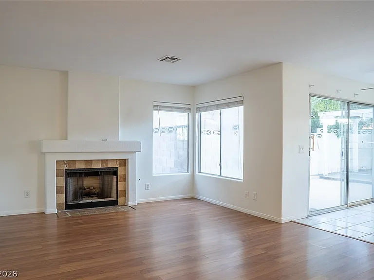 7608 Botany Bay Dr — Photo 5