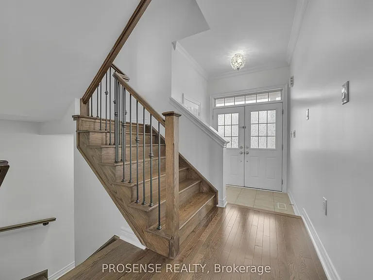 2 Timbercove Rd — Photo 3