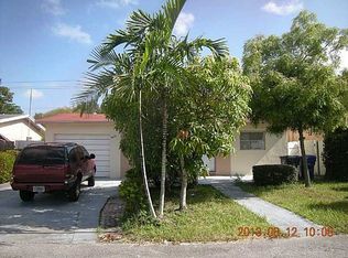 6231 SW 8th St, North Lauderdale, FL 33068