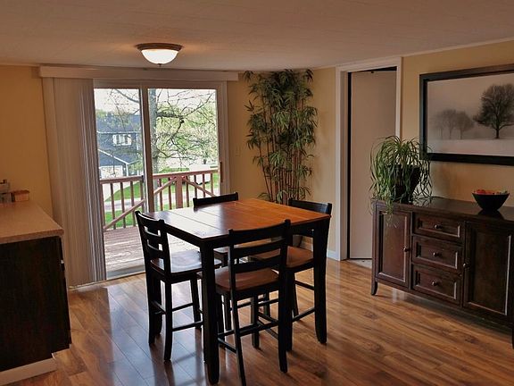 3rd image of 15246 Restwood Dr