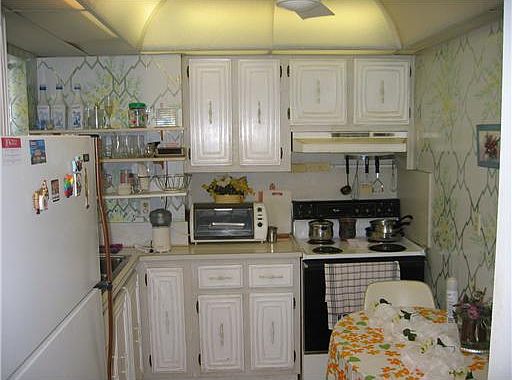 4th image of 729 Lori Dr APT 304