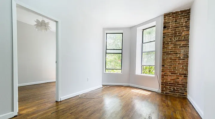 Rented by The Brokerage Group LLC | media 12