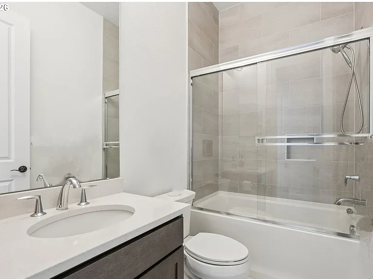 2751 Dahlia Dr — Photo 19