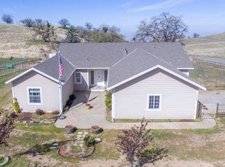 30604 Buckskin Dr, Tehachapi, CA 93561