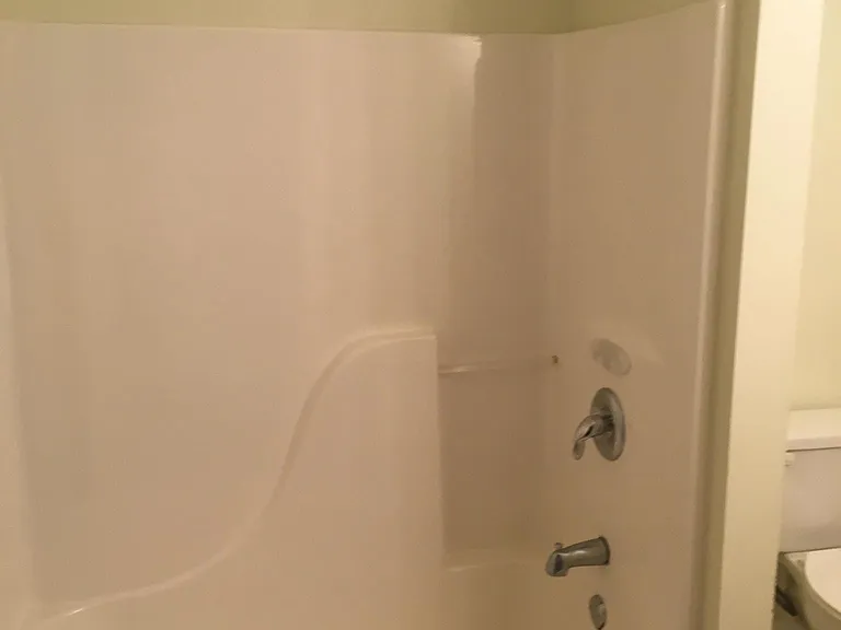 14106 Bedford Rd NE #B — Photo 3