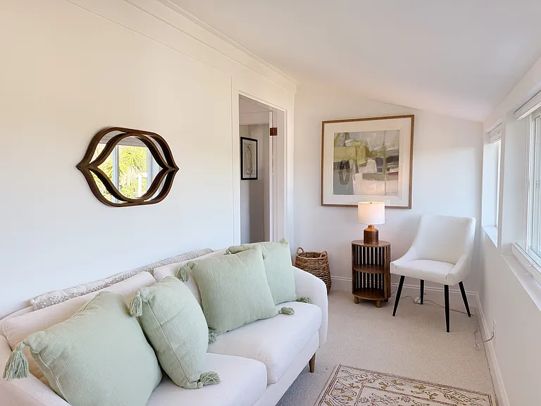 426 E Valerio St — Photo 17