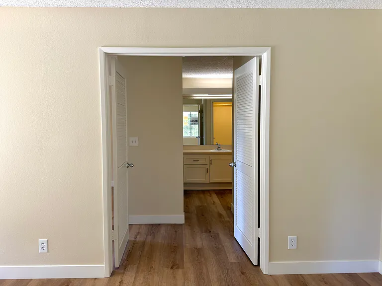 343 Streamwood — Photo 13