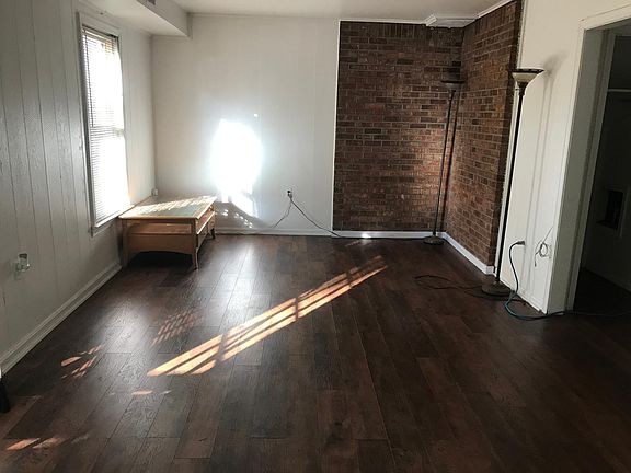 5th image of 13172 Putnam Cir