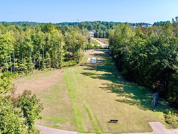 2nd image of 5020 Braemar Park Dr